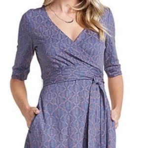 Beautiful and comfortable toad and co : wrap dress with sleeves (large)